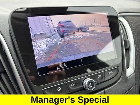 Used 2023 Chevrolet Malibu LT FWD image 23
