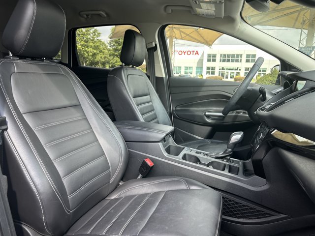 Used 2019 Ford Escape Titanium AWD/4WD image 29