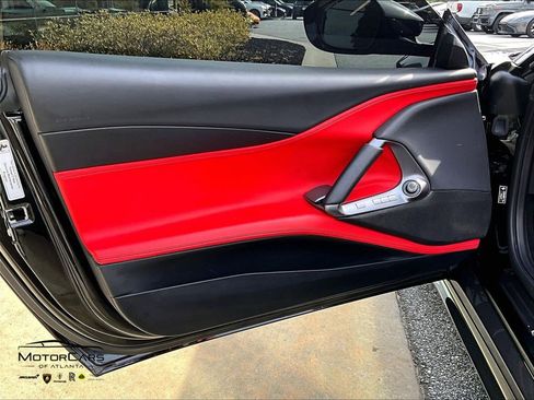 Used 2021 Ferrari 812 GTS RWD image 18