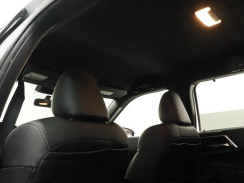 Used 2024 Mitsubishi Outlander SE FWD image 27
