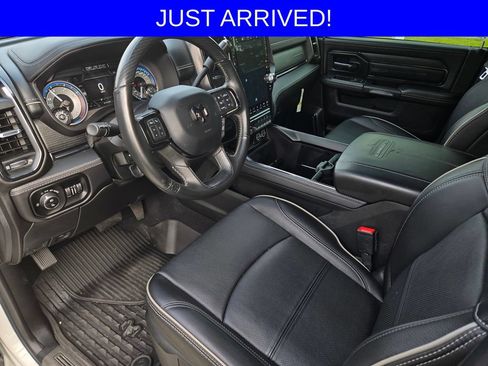 Used 2022 RAM 2500 Limited AWD/4WD image 13