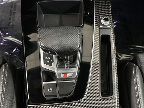 Used 2022 Audi SQ5 Premium Plus w/ Premium Plus Package image 21