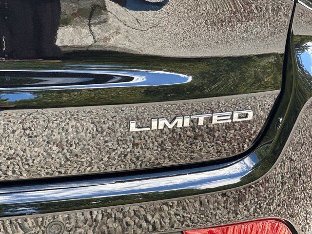 Used 2023 Jeep Compass Limited AWD/4WD image 13