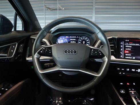 Used 2023 Audi Q4 e-tron Premium Plus w/ Premium Plus AWD/4WD image 18