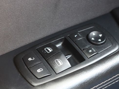 Used 2015 Dodge Challenger R/T w/ Quick Order Package 28B R/T RWD image 20