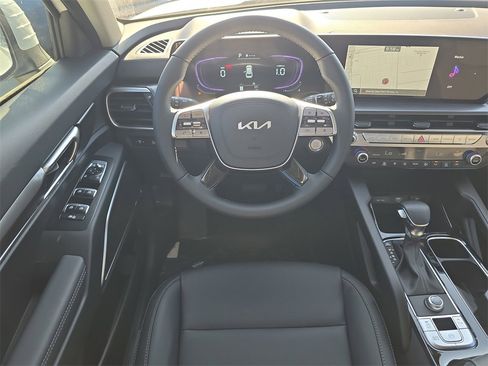 New 2025 Kia Telluride LX image 15