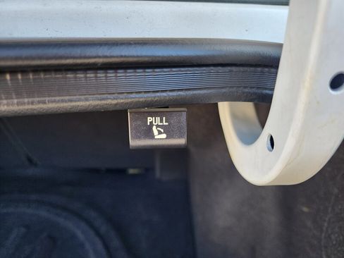 Used 2018 Hyundai Elantra SEL FWD image 71