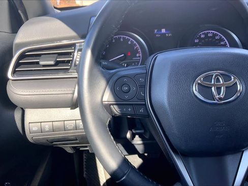 Used 2024 Toyota Camry SE w/ Convenience Package image 23