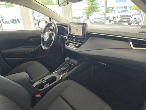 Used 2026 Toyota Corolla LE FWD image 43