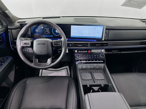 Used 2025 Hyundai Santa Fe Calligraphy AWD/4WD image 24