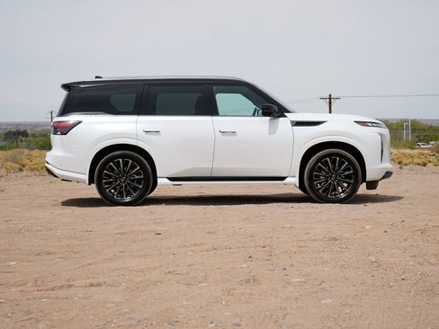 New 2026 INFINITI QX80 Autograph w/ Premium Cargo Package AWD/4WD image 11
