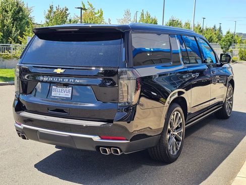 New 2026 Chevrolet Suburban High Country AWD/4WD image 5
