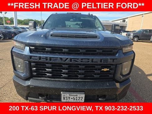 Used 2023 Chevrolet Silverado 2500 Custom w/ Custom Value Package AWD/4WD image 2