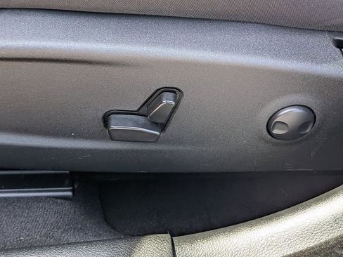 Used 2023 Dodge Charger Scat Pack w/ Navigation & Travel Group image 19