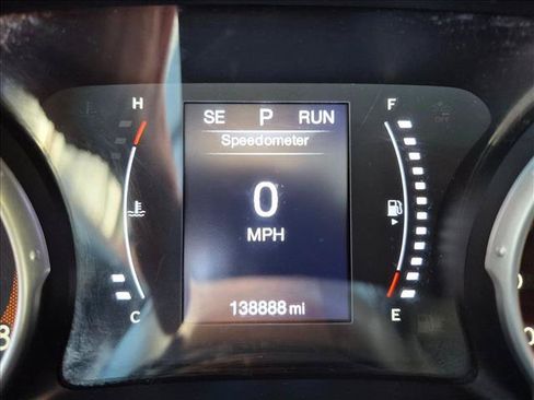 Used 2019 Jeep Compass Latitude w/ Cold Weather Group AWD/4WD image 14