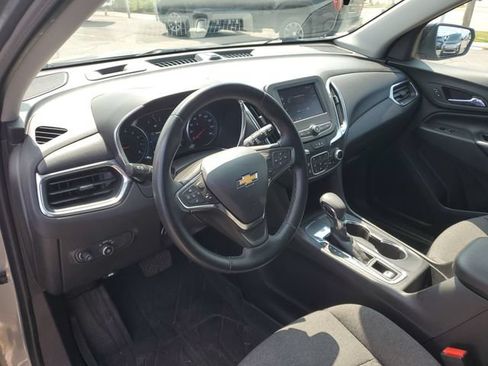 Certified 2024 Chevrolet Equinox LT w/ LPO, Floor Liner Package FWD image 10