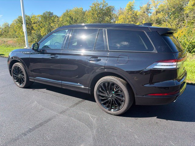 Used 2025 Lincoln Aviator Reserve w/ Equipment Group 201A AWD/4WD image 14