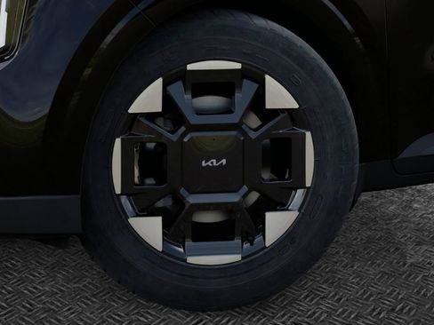 New 2026 Kia Carnival EX image 9