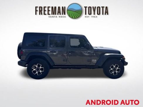 Used 2018 Jeep Wrangler Unlimited Sport S AWD/4WD image 4