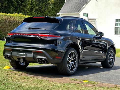 New 2026 Porsche Macan AWD/4WD image 8