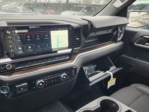 New 2026 GMC Sierra 1500 Elevation w/ LPO, Elevation Black Package image 34