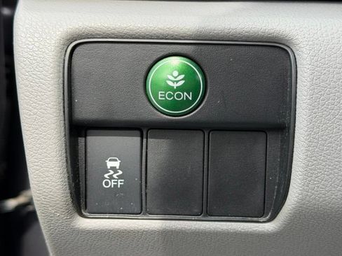 Used 2015 Honda Accord LX image 23