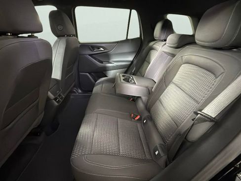 Used 2025 Chevrolet Equinox LT image 31