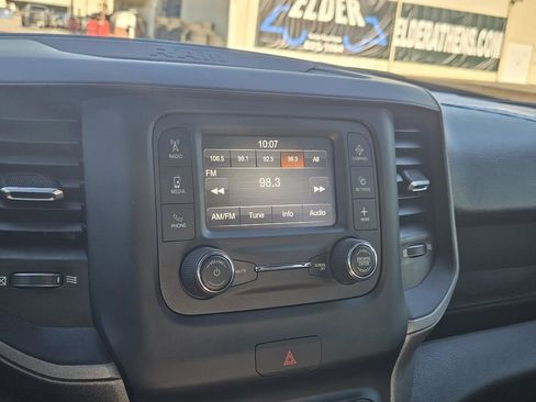 Used 2024 RAM 2500 Tradesman w/ Chrome Appearance Group image 19