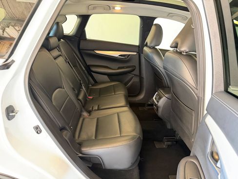 Used 2019 INFINITI QX50 Essential AWD/4WD image 39
