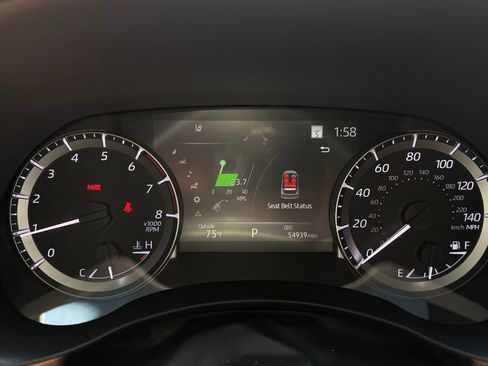 Used 2023 Toyota Highlander XSE FWD image 16