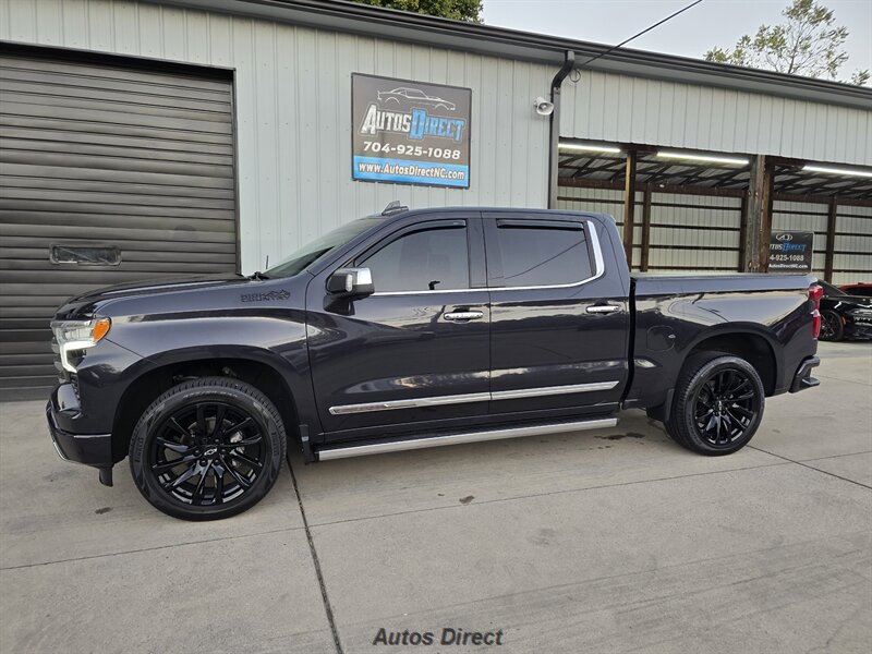 Used 2022 Chevrolet Silverado 1500 High Country w/ High Country Premium Package AWD/4WD image 4