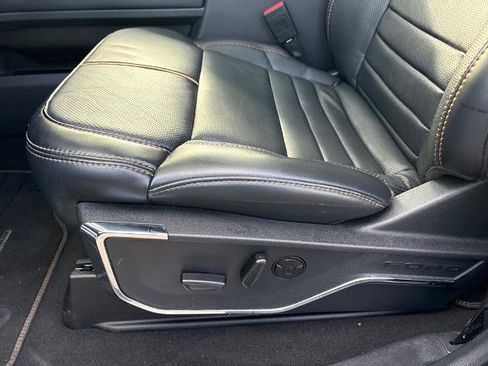 Used 2024 Ford F350 Platinum image 19