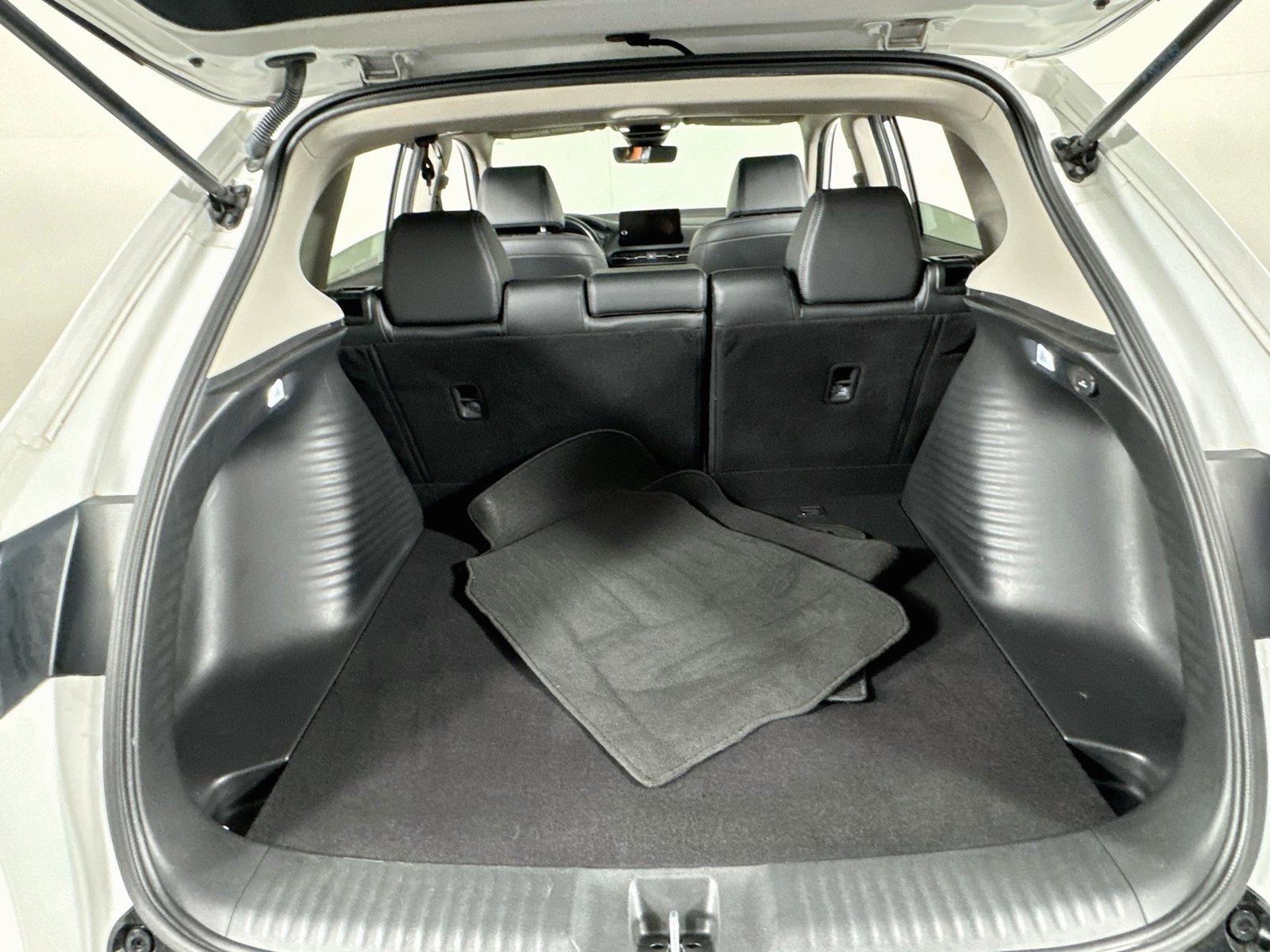 Used 2023 Honda HR-V EX-L image 20