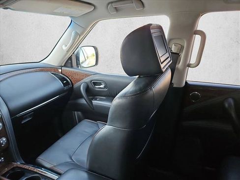 Used 2017 Nissan Armada Platinum RWD image 5