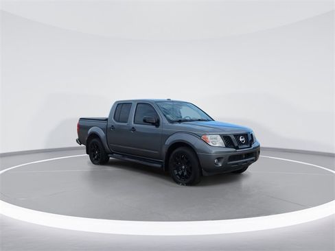 Used 2018 Nissan Frontier SV w/ Value Truck Package image 2