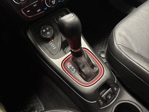 Used 2018 Jeep Compass Trailhawk w/ Navigation Group image 45