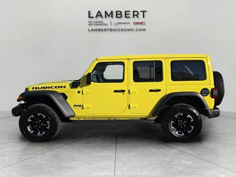 Used 2024 Jeep Wrangler Unlimited Rubicon 4xe w/ Technology Group AWD/4WD image 23