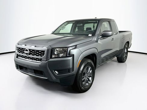 Used 2025 Nissan Frontier SV RWD image 3