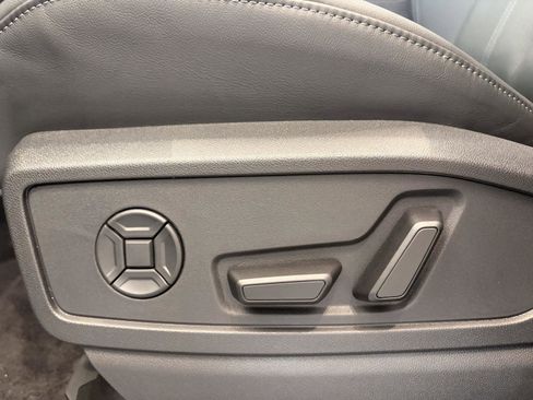 New 2026 Audi Q5 Premium Plus image 11