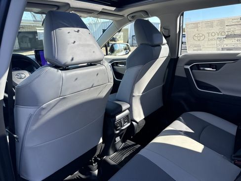 New 2025 Toyota RAV4 Limited w/ Advanced Technology Package AWD/4WD image 26