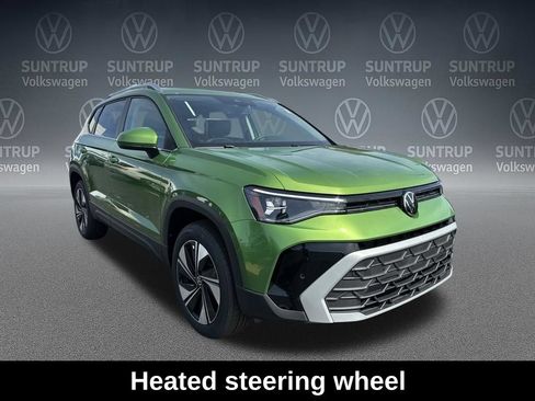 Used 2026 Volkswagen Taos SE AWD/4WD image 8