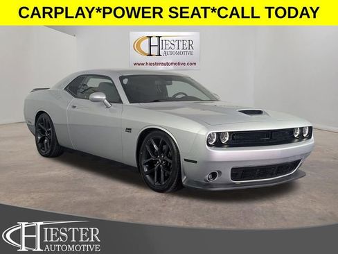 Used 2019 Dodge Challenger R/T w/ Blacktop Package image 1