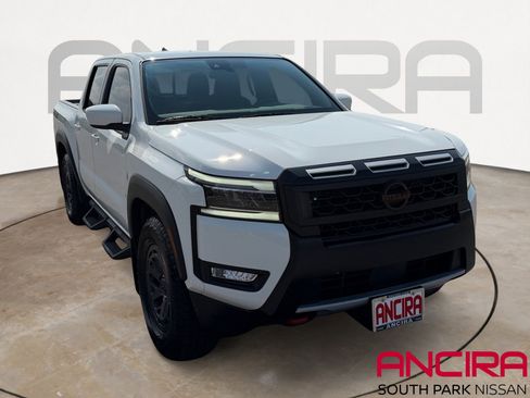 Used 2025 Nissan Frontier Pro-X image 1