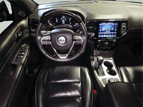 Used 2019 Jeep Grand Cherokee Overland AWD/4WD image 53