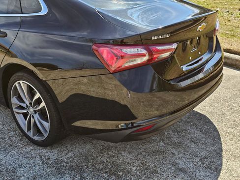 Used 2021 Chevrolet Malibu LT image 13