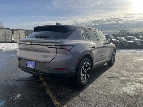 New 2026 Chevrolet Equinox EV LT image 3