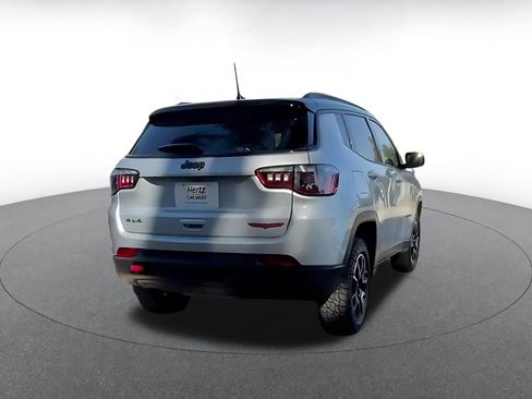 Used 2025 Jeep Compass Trailhawk image 12