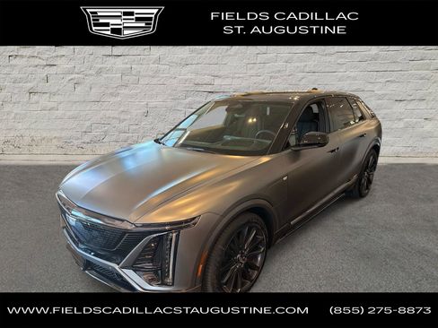 New 2026 Cadillac Lyriq V AWD/4WD image 1