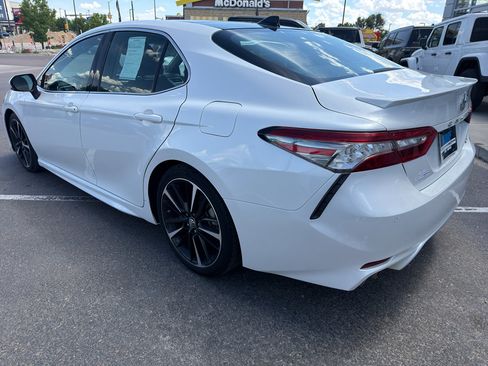 Used 2018 Toyota Camry XSE w/ Driver Assist Package FWD image 3