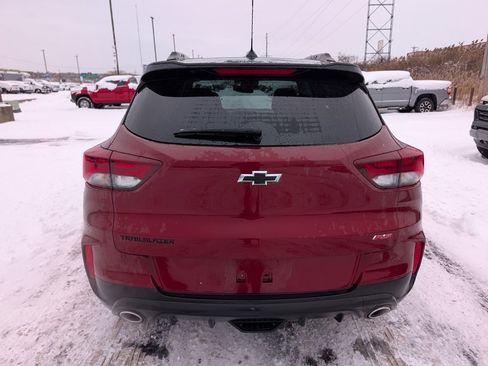 Used 2023 Chevrolet TrailBlazer RS w/ Sun and Liftgate Package image 6